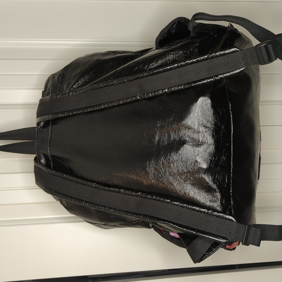 LeSportsac Black Backpack with Red, Pink, White Hearts - Picture 2 of 9